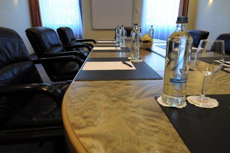 ibis-styles-arlon-luxembourg-1lieu1salle-meeting.jpg