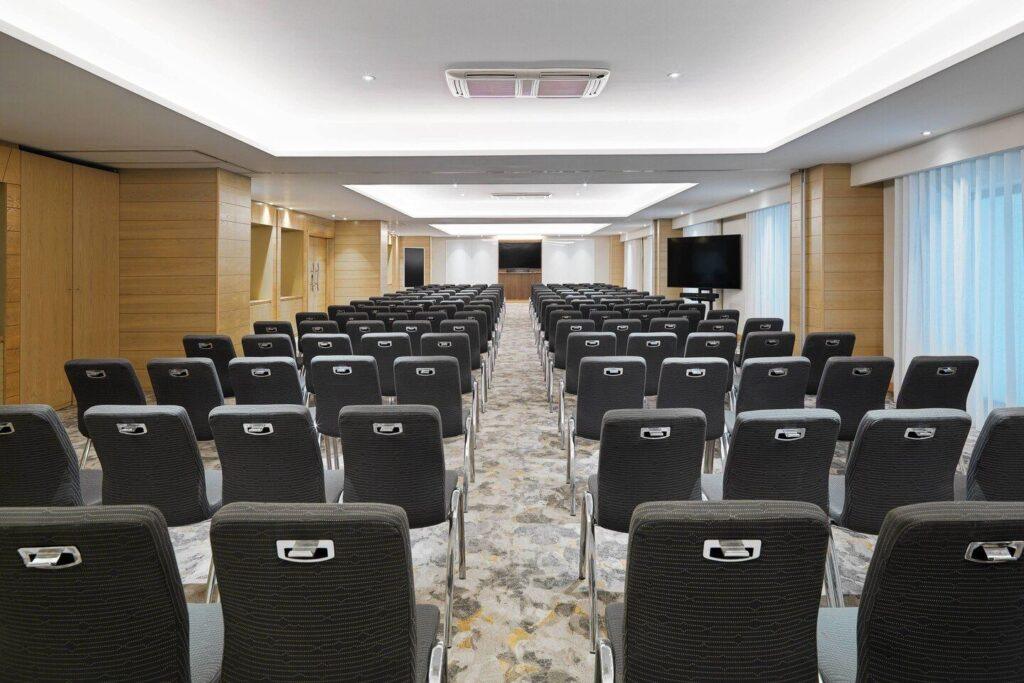 malta-marriott-hotel-1lieu1salle-conference.jpg