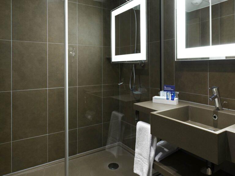 http://www.accorhotels.com/2122