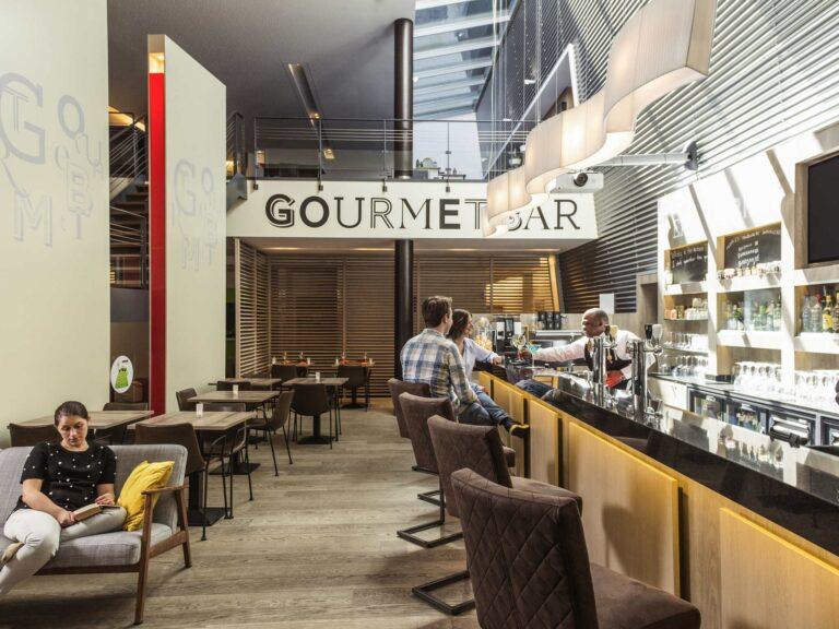 gourmet bar