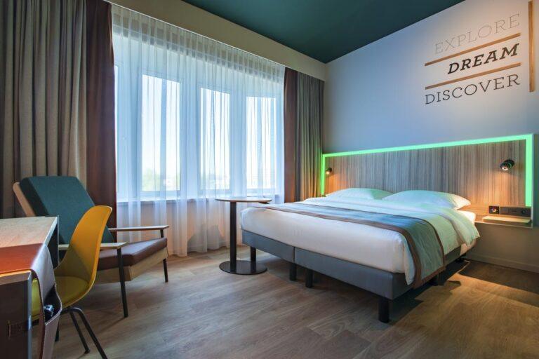park-inn-radisson-brussels-airport-1lieu1salle-evenement.jpg