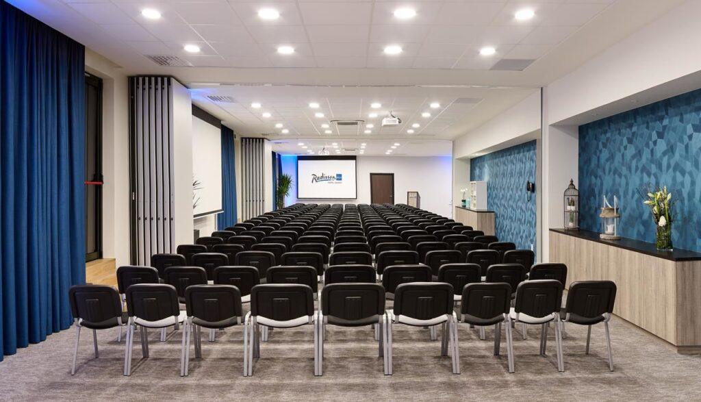 radisson-blu-hasselt-1lieu1salle-seminaire.jpg