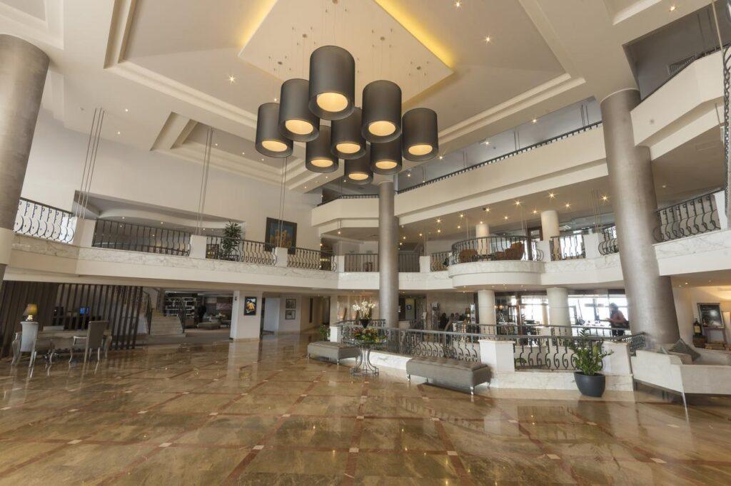 radisson-blu-malta-st-julians-1lieu1salle-seminaire.jpg