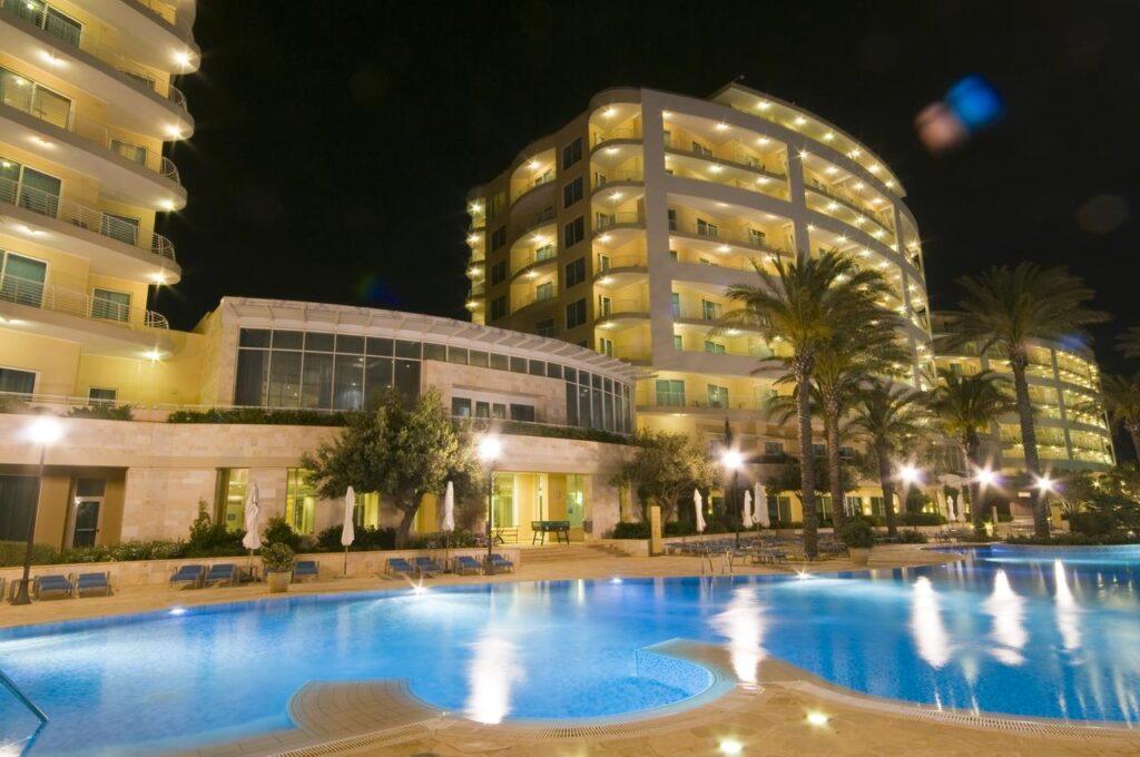radisson-blu-resort-malta-golden-bay-1lieu1salle-reunions.jpg