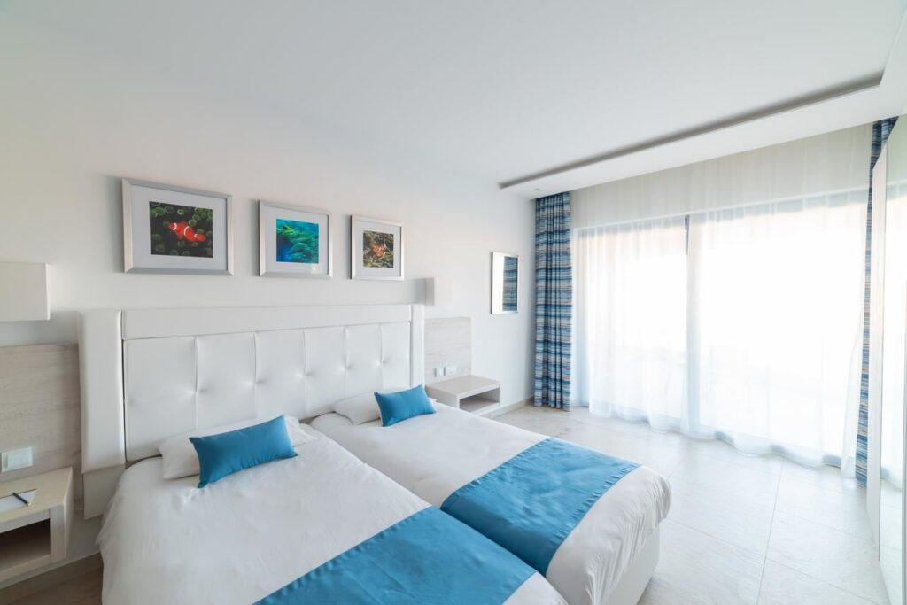 ramla-bay-resort-1lieu1salle-seminaire.jpg