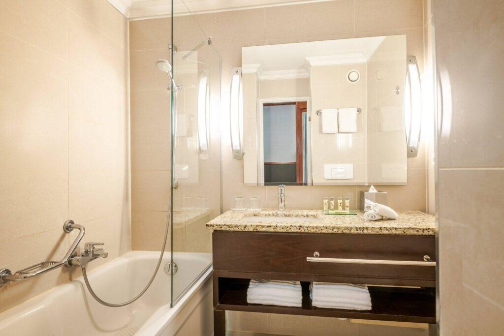 renaissance-brussels-hotel-1lieu1salle-reunions.jpg