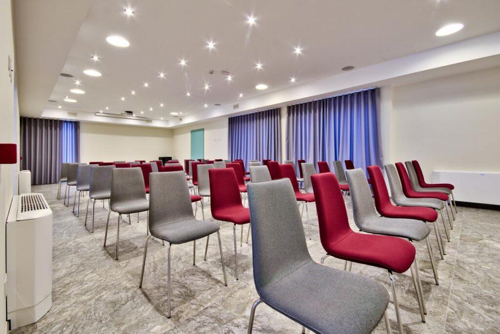 urban-valley-resort-malta-1lieu1salle-reunions.jpg