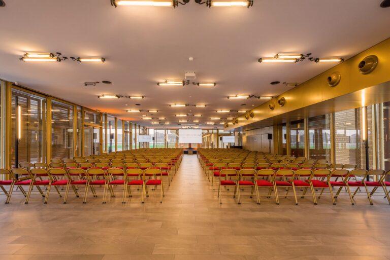 PAV-AMPHITHEATRE-THEATRE-300-PAX-scaled-1.jpg