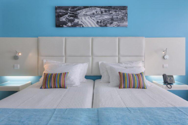 aquashow-park-hotel-1lieu1salle-reunions.jpg