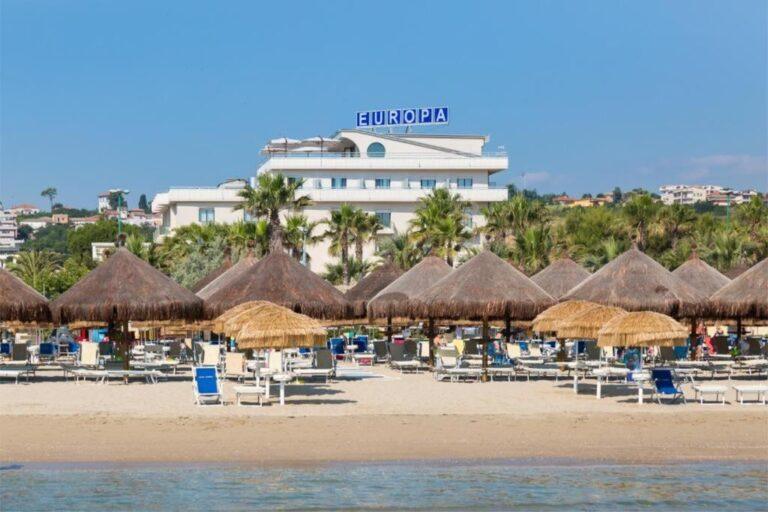 bw-europa-beach-village-1lieu1salle-meetings.jpg