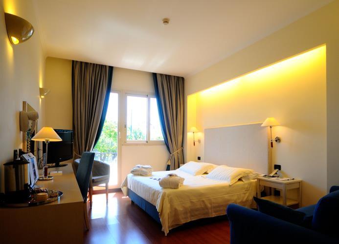 bw-globus-hotel-1lieu1salle-evenements.jpg