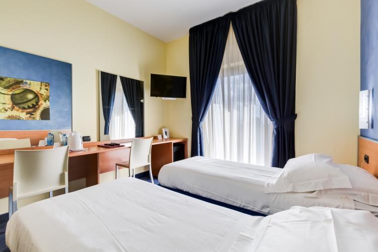 bw-hotel-class-1lieu1salle-reunion.jpg