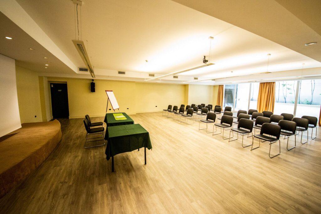 bw-hotel-roma-tor-vergata-1lieu1salle-conference.jpg