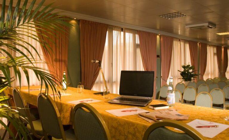 bw-hotel-rome-airport-1lieu1salle-events.jpg