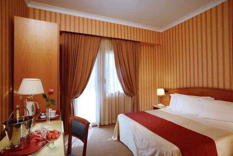 bw-hotel-rome-airport-1lieu1salle-meetings.jpg