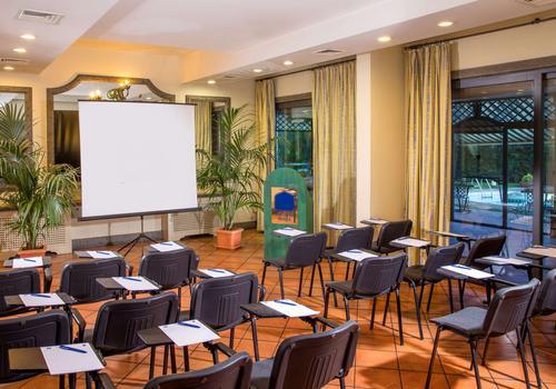 bw-park-hotel-1lieu1salle-meetings.jpg