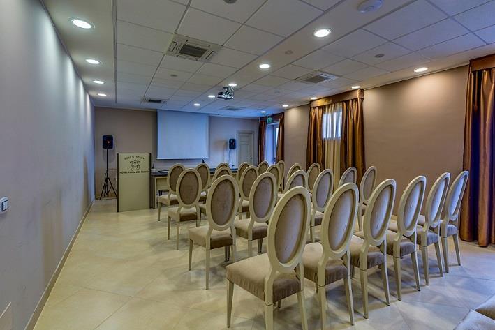 bw-perla-del-porto-1lieu1salle-evenement.jpg