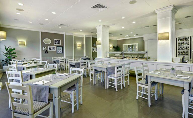 crowne-plaza-rome-st-peter-1lieu1salle-event.jpg
