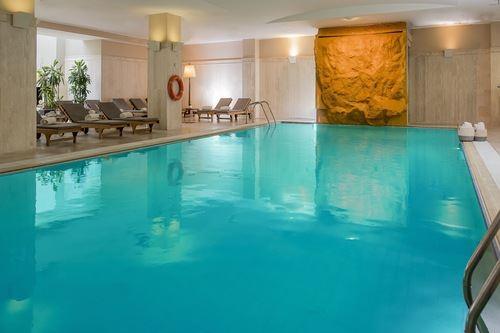 crowne-plaza-rome-st-peter-1lieu1salle-seminaires.jpg