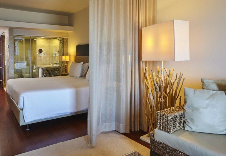 crowne-plaza-vilamoura-1lieu1salle-evenement.jpg