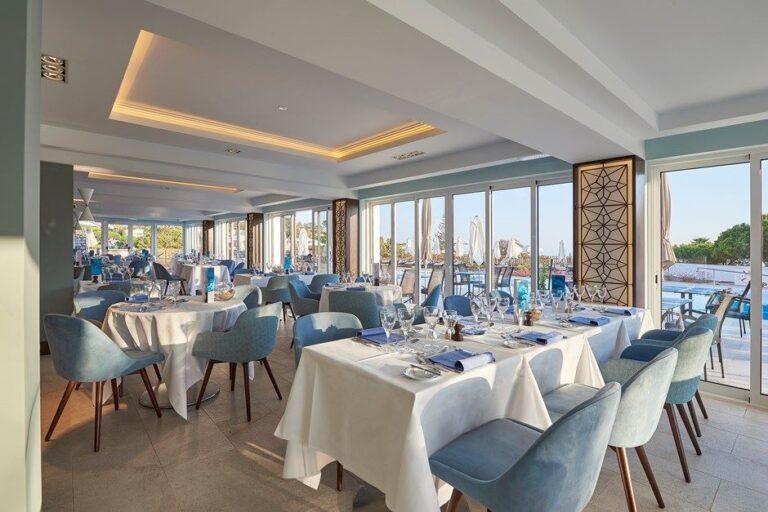 dona-filipa-hotel-1lieu1salle-meeting.jpg