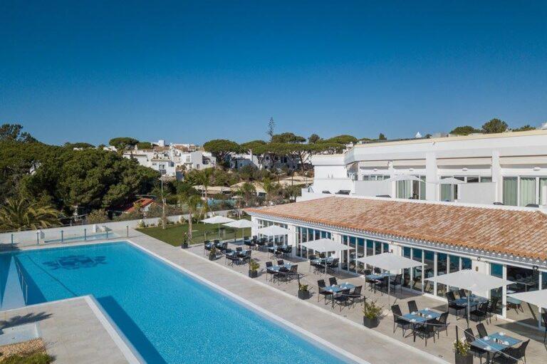 dona-filipa-hotel-1lieu1salle-seminaires.jpg