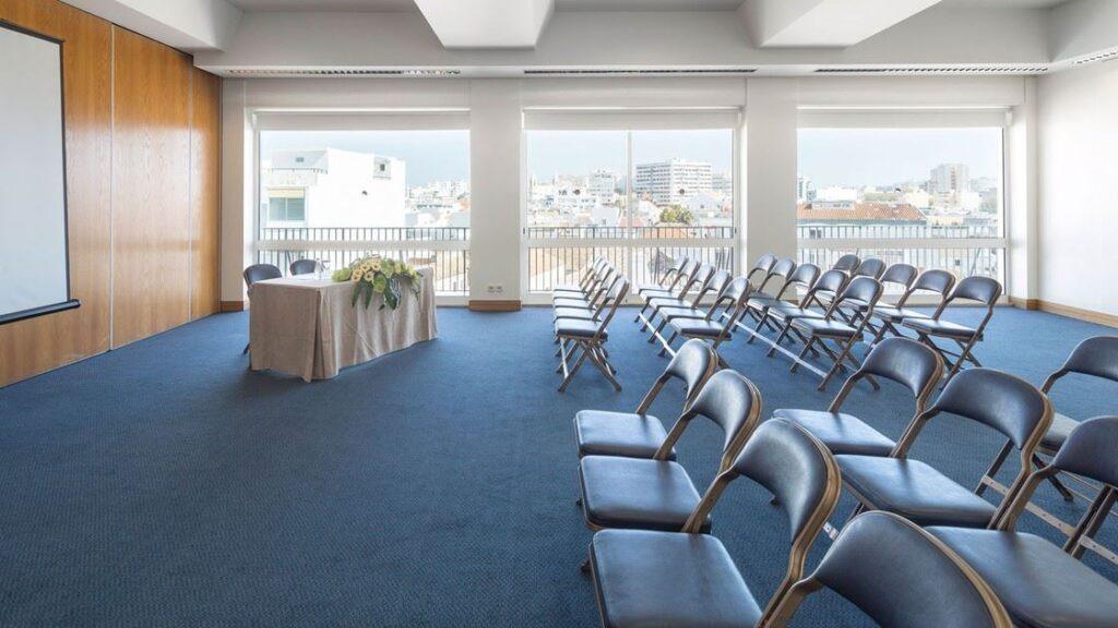 eva-senses-hotel-1lieu1salle-congres.jpg