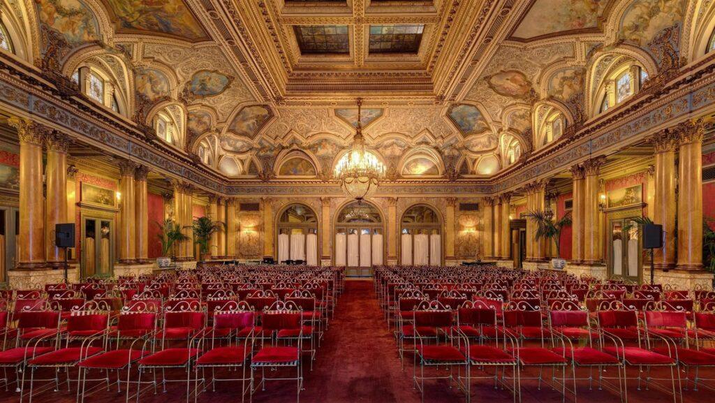 grand-hotel-plaza-roma-1lieu1salle-meeting.jpg