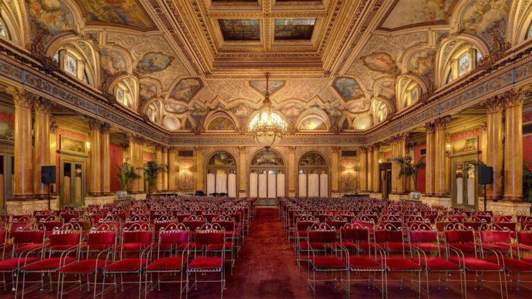 grand-hotel-plaza-roma-1lieu1salle-meeting.jpg