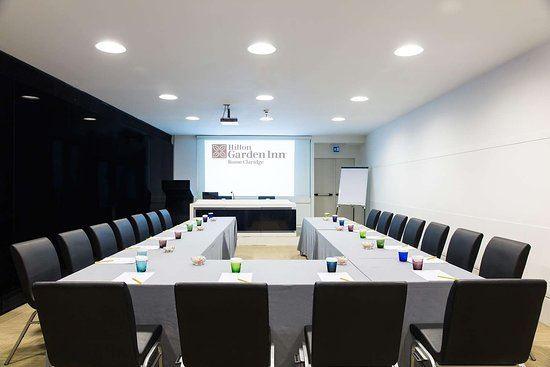 hilton-garden-inn-rome-claridge-1lieu1salle-event.jpg