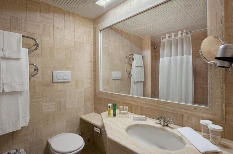 hilton-rome-airport-1lieu1salle-meeting.jpg