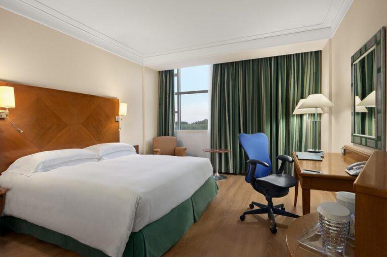 hilton-rome-airport-1lieu1salle-reunion.jpg