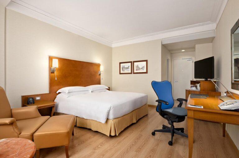 hilton-rome-airport-1lieu1salle-seminaire.jpg
