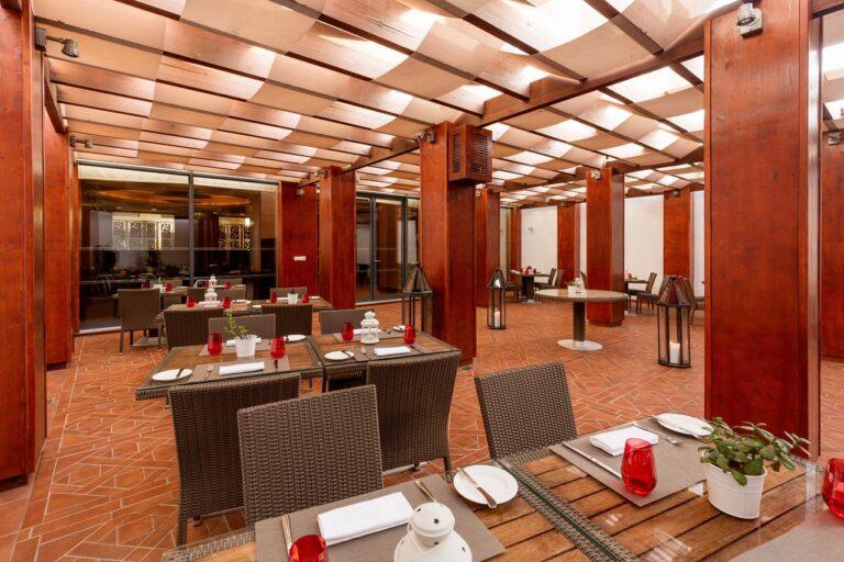 hilton-vilamoura-cascatas-1lieu1salle-conference.jpg