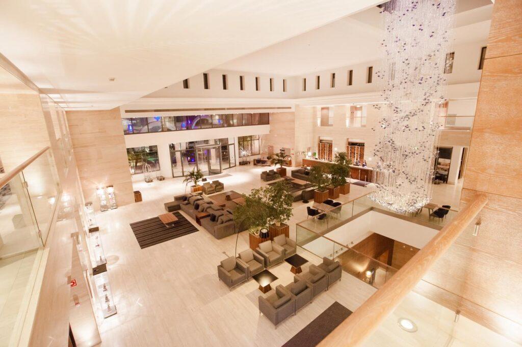 hilton-vilamoura-cascatas-1lieu1salle-evenements.jpg
