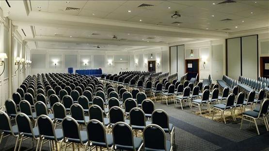 holiday-inn-rome-eur-parco-dei-medici-1lieu1salle-congres.jpg