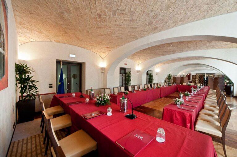 kolbe-hotel-rome-1lieu1salle-meetings.jpg