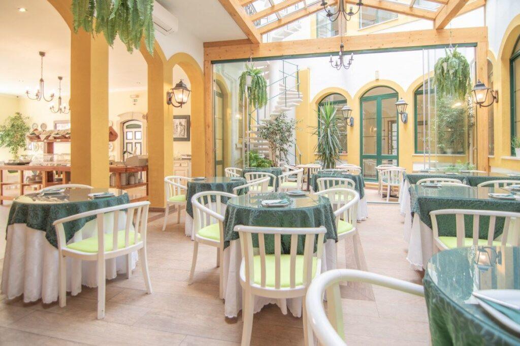 loule-jardim-hotel-1lieu1salle-reunion.jpg