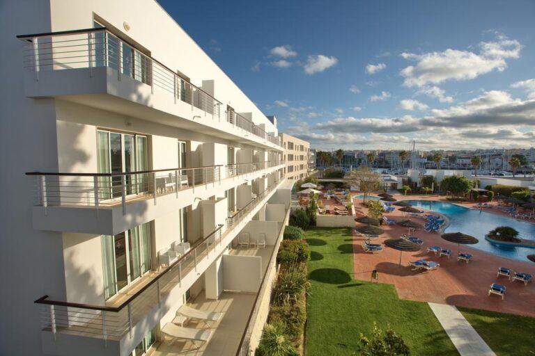 marina-club-lagos-resort-1lieu1salle-event.jpg