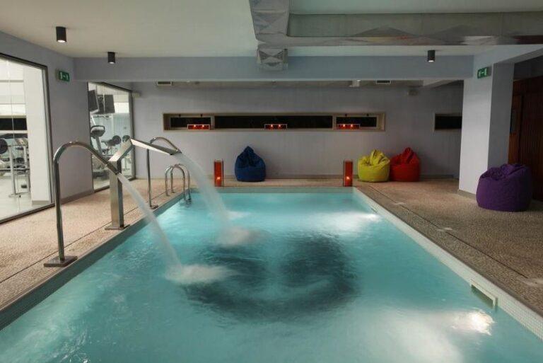 marina-club-lagos-resort-1lieu1salle-meetings.jpg