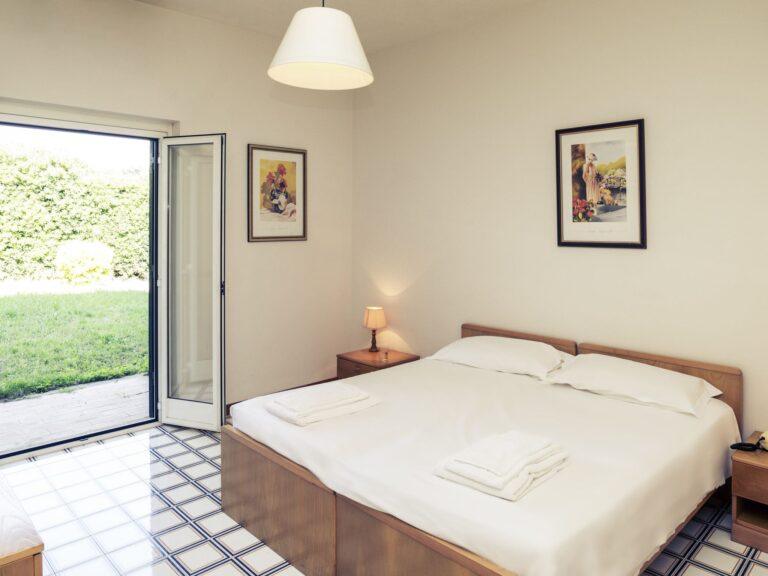 https://www.accorhotels.com/B2D2