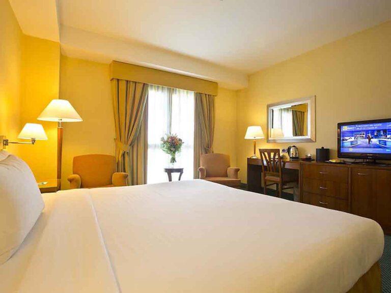 http://www.accorhotels.com/9300