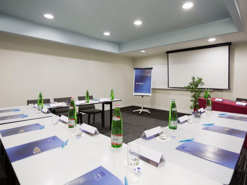 http://www.accorhotels.com/9299