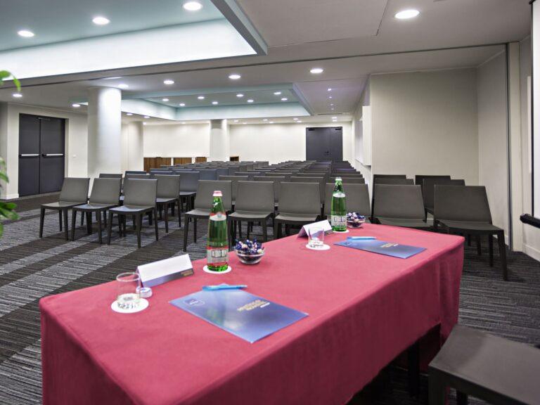 http://www.accorhotels.com/9299
