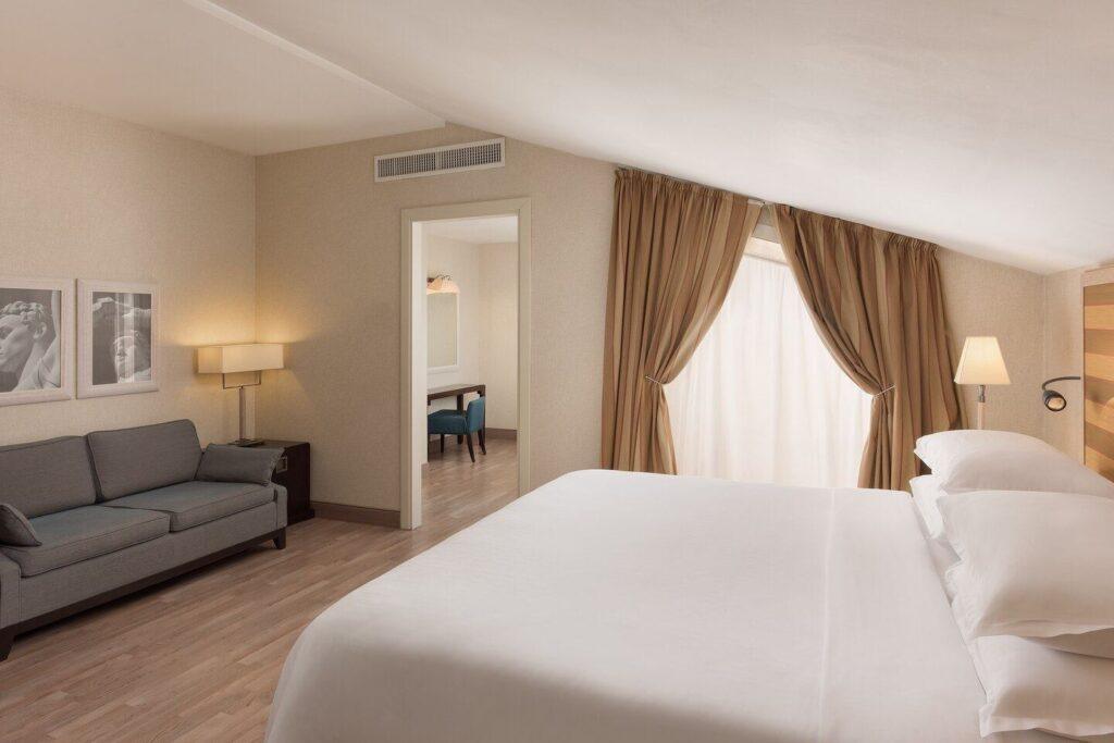 sheraton-parco-medici-rome-1lieu1salle-reunion.jpg