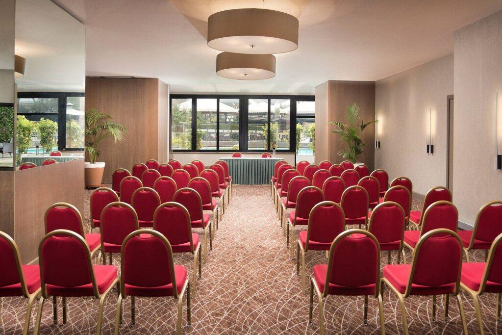 sheraton-roma-conference-center-1lieu1salle-conferences.jpg