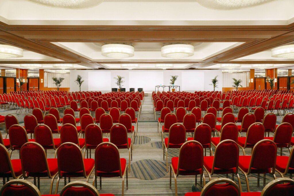 sheraton-roma-conference-center-1lieu1salle-meetings.jpg