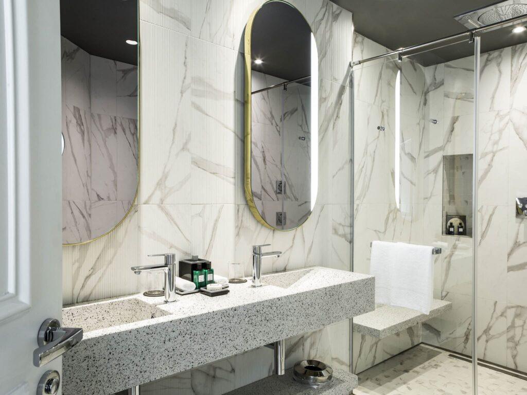 https://www.accorhotels.com/1312