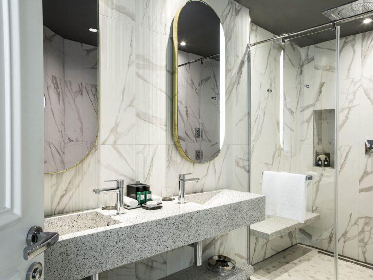 https://www.accorhotels.com/1312