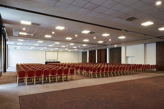 tivoli-carvoeiro-algarve-resort-1lieu1salle-conference.jpg